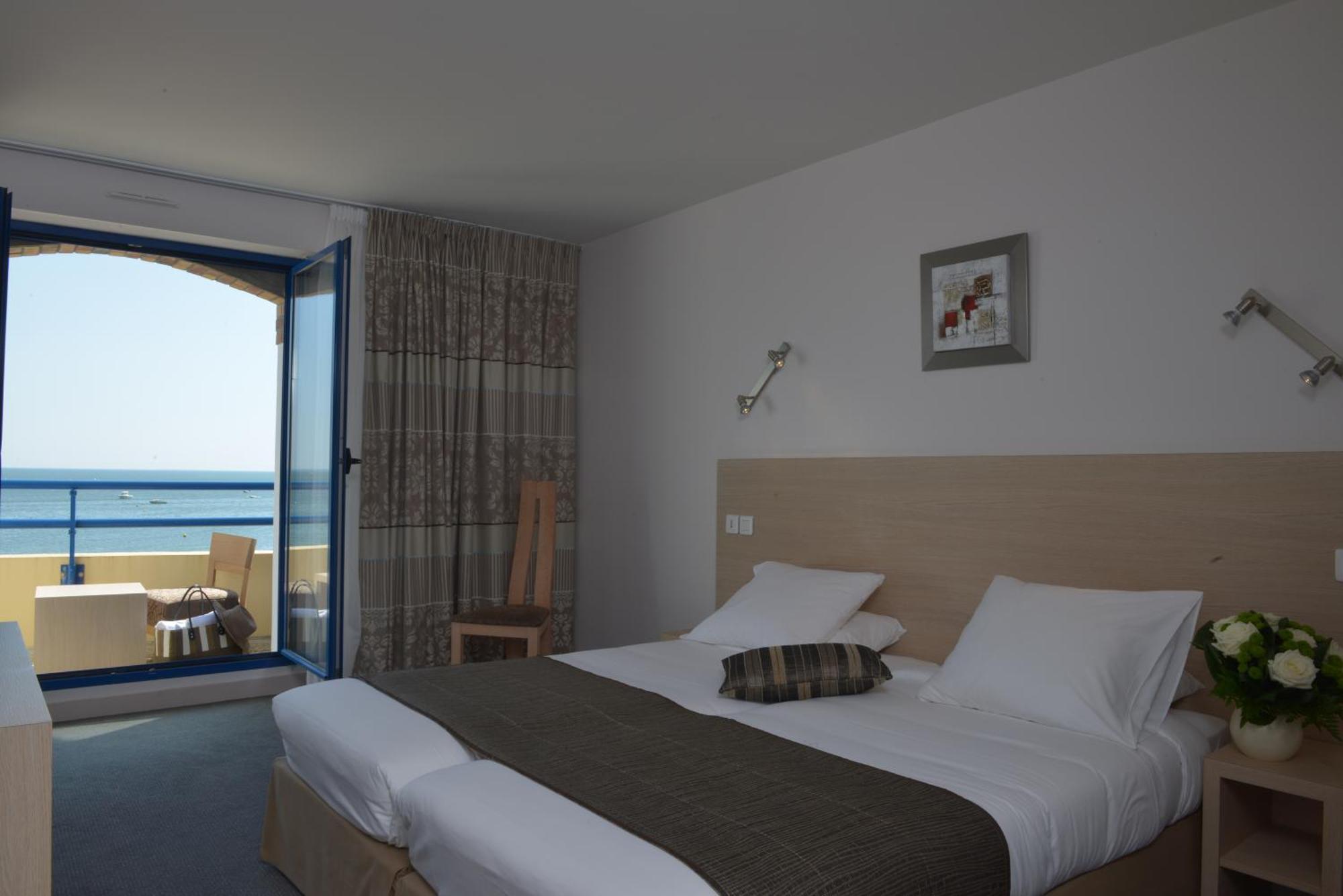 Hotel De La Plage Дамган Стая снимка